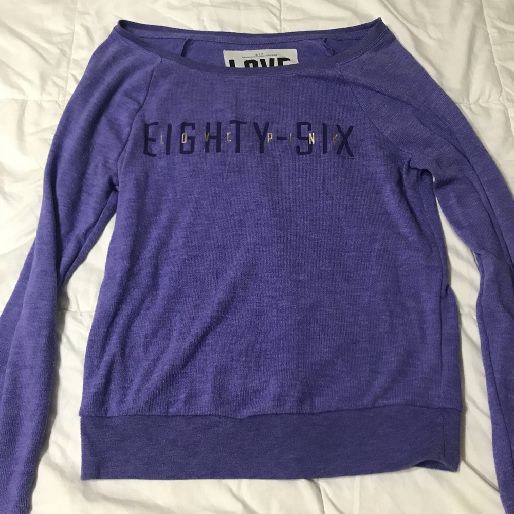 Sweatshirt